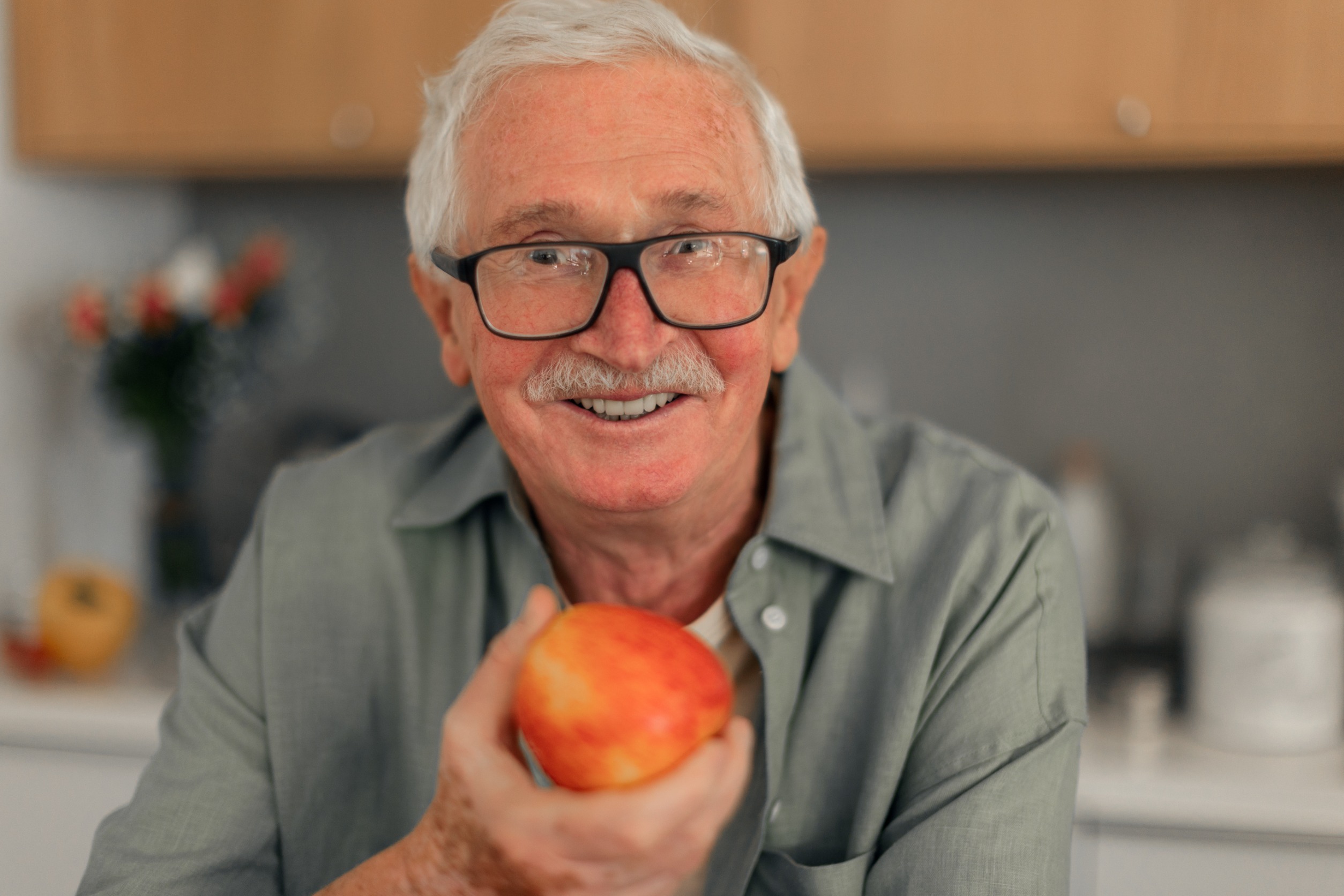 Eating Well in the Golden Years: Senior Nutrition Tips